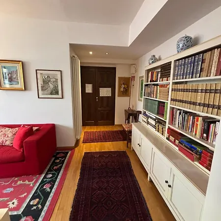 Beautiful New Apartment, Near Torre Di Apartment